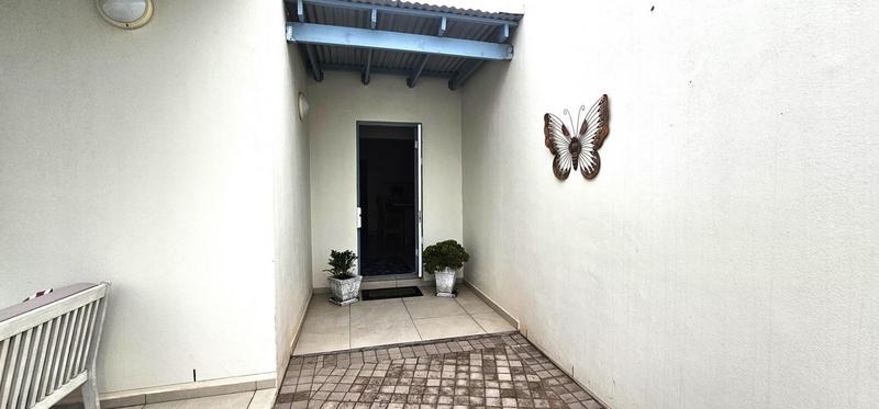 3 Bedroom Property for Sale in Blue Lagoon Western Cape